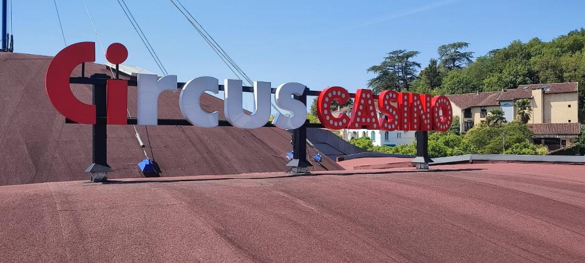 Circus Casino - Enseigne - 32150 Barbotan les Thermes