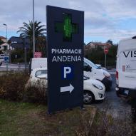 Pharmacie ANDENIA - Totem Signaletique - 64500 Saint-Jean-de-Luz