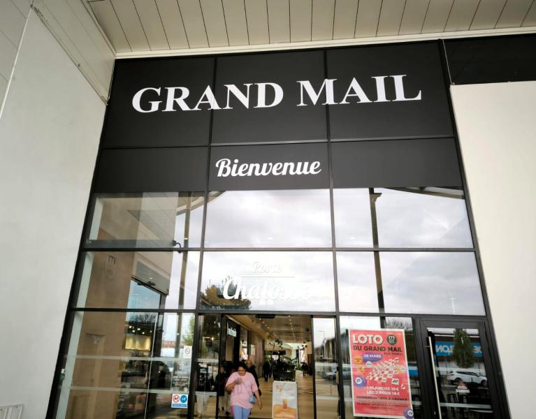 Centre Commercial le Grand Mail - 40990 Saint-Paul-lès-Dax - Déco vitrage